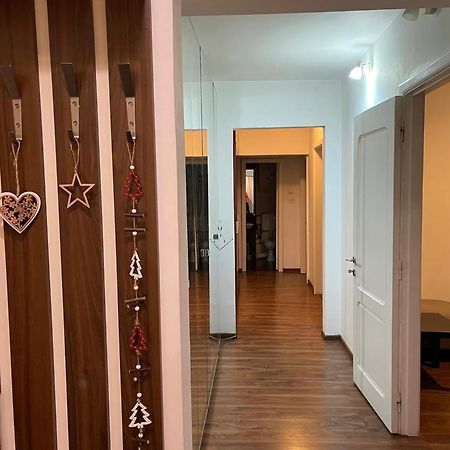 Zen Escape Luxury Retreat Apartman Bukarest Kültér fotó